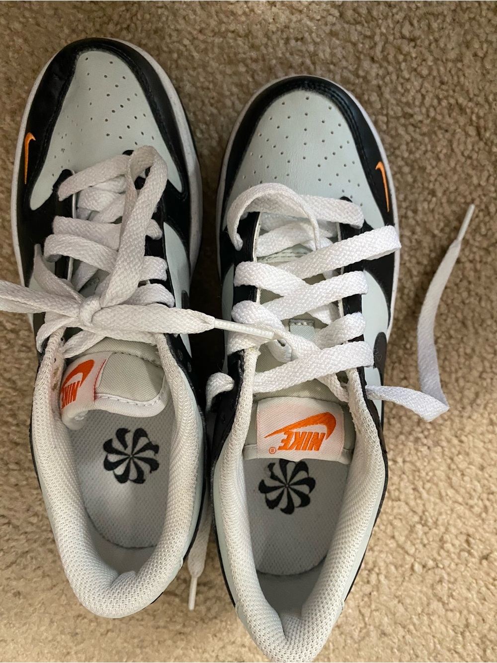 Nike Kids Black, White & Orange Low-Top Sneakers